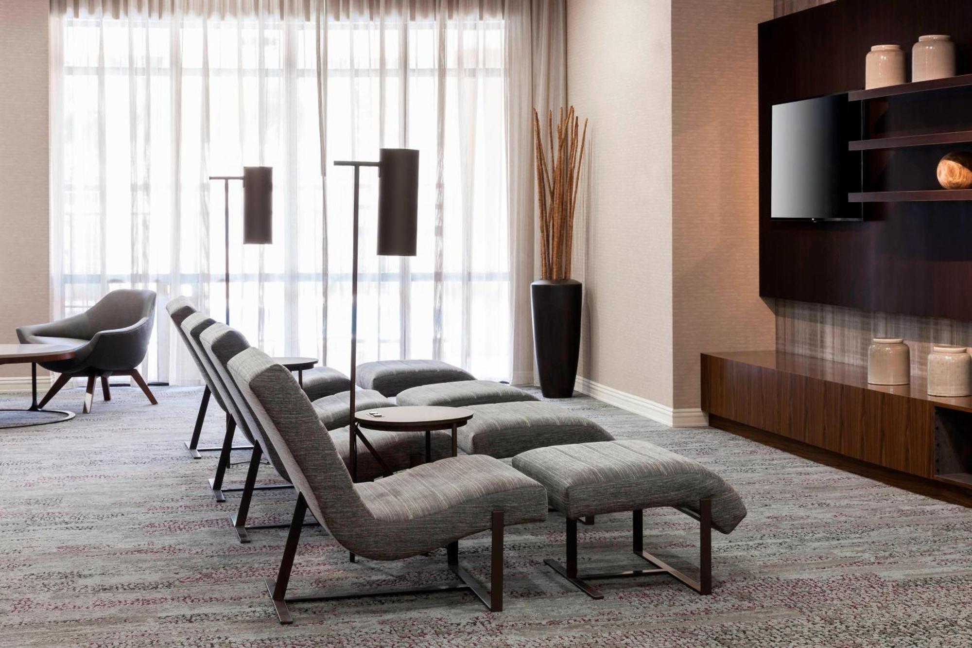 Courtyard By Marriott Miami At Dolphin Mall Sweetwater Екстериор снимка