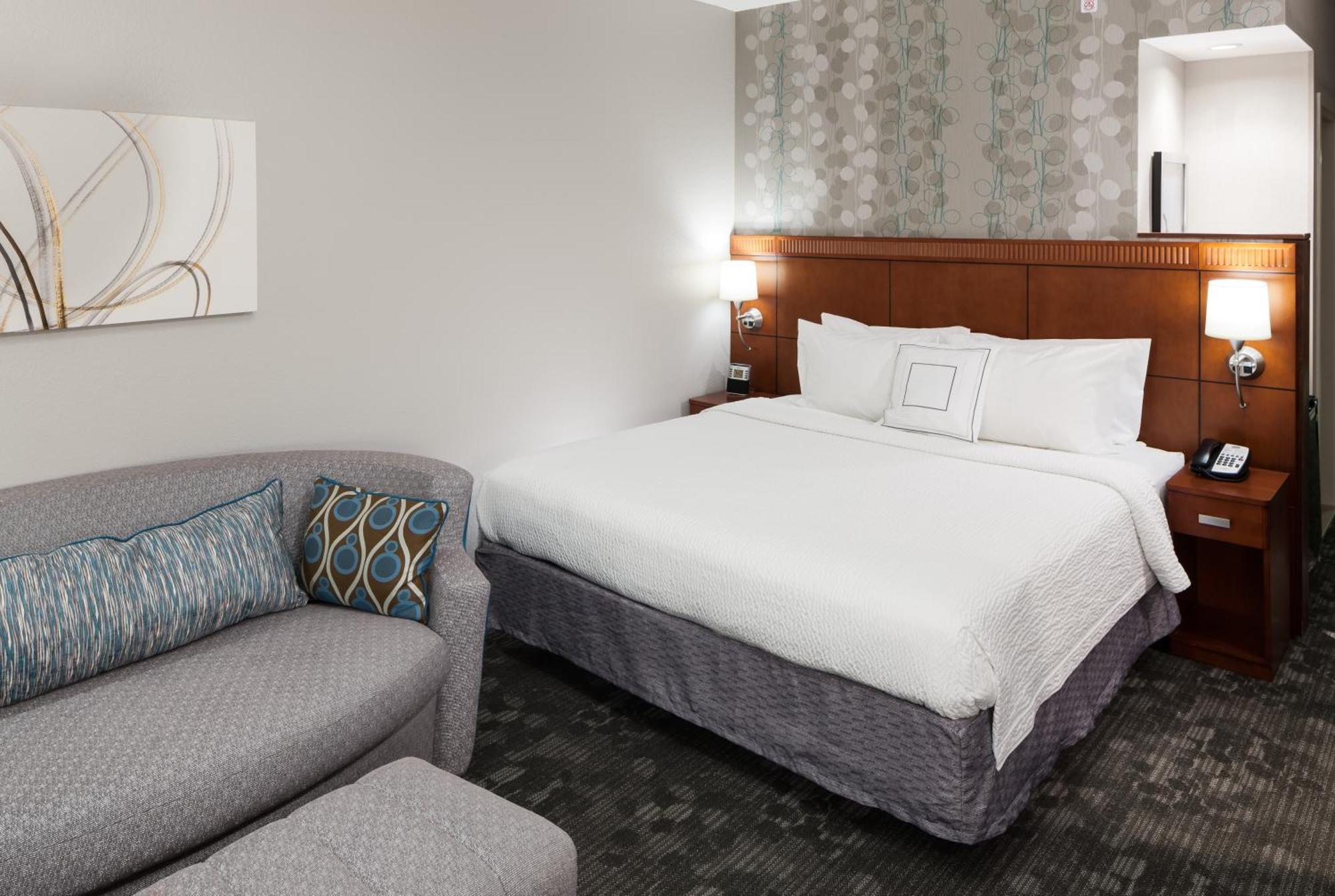 Courtyard By Marriott Miami At Dolphin Mall Sweetwater Екстериор снимка