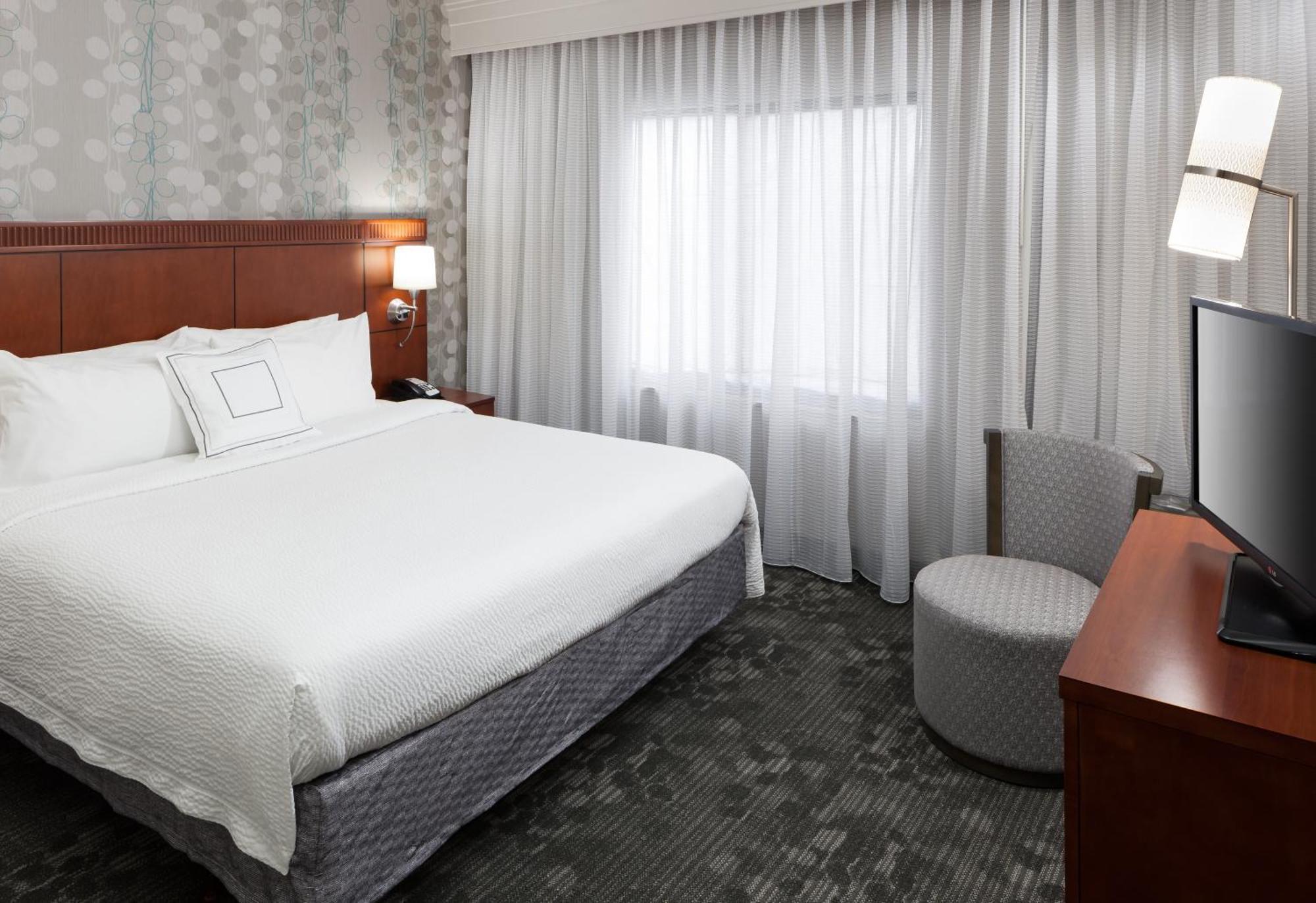 Courtyard By Marriott Miami At Dolphin Mall Sweetwater Екстериор снимка
