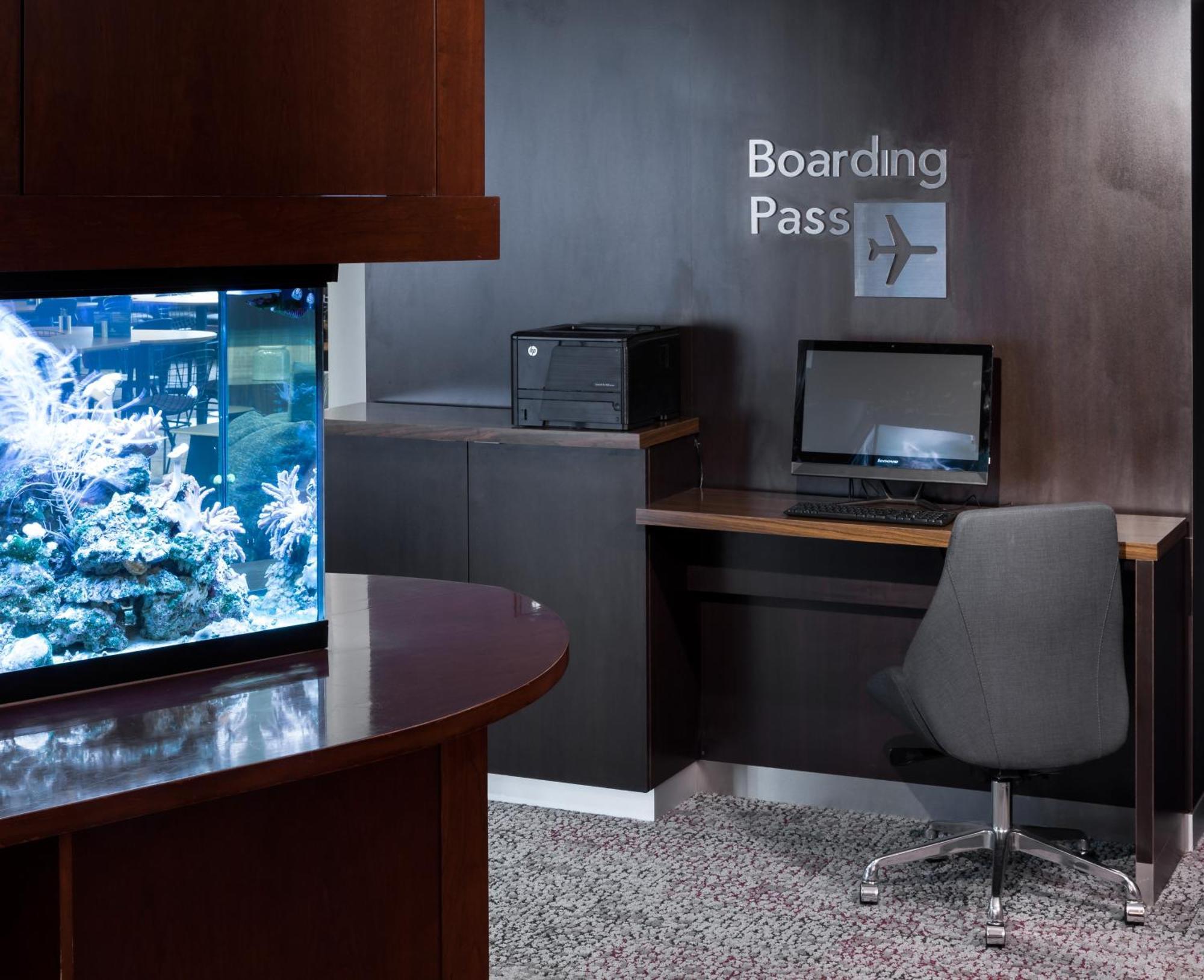 Courtyard By Marriott Miami At Dolphin Mall Sweetwater Екстериор снимка