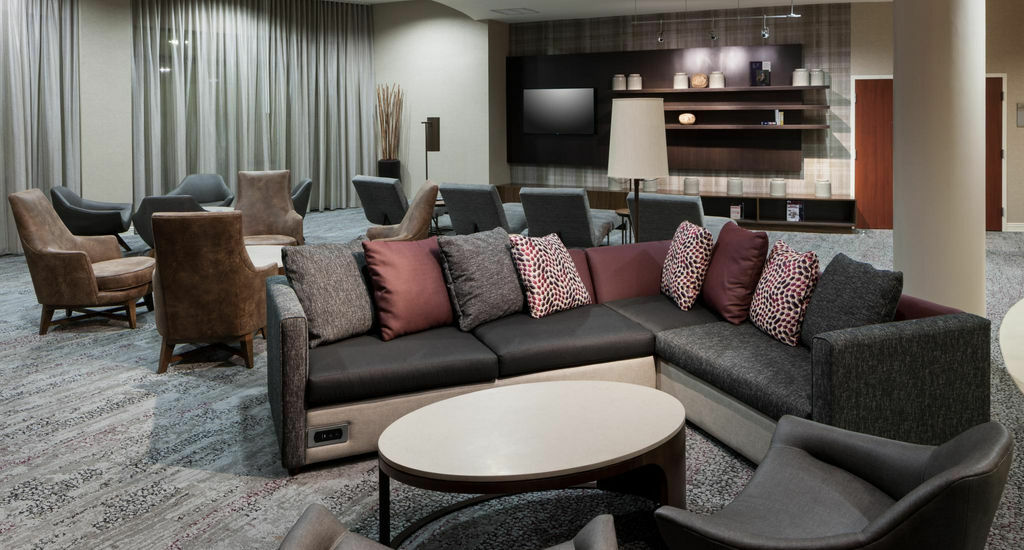 Courtyard By Marriott Miami At Dolphin Mall Sweetwater Екстериор снимка